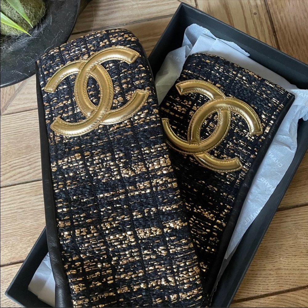 Chanel Fingerless Gloves